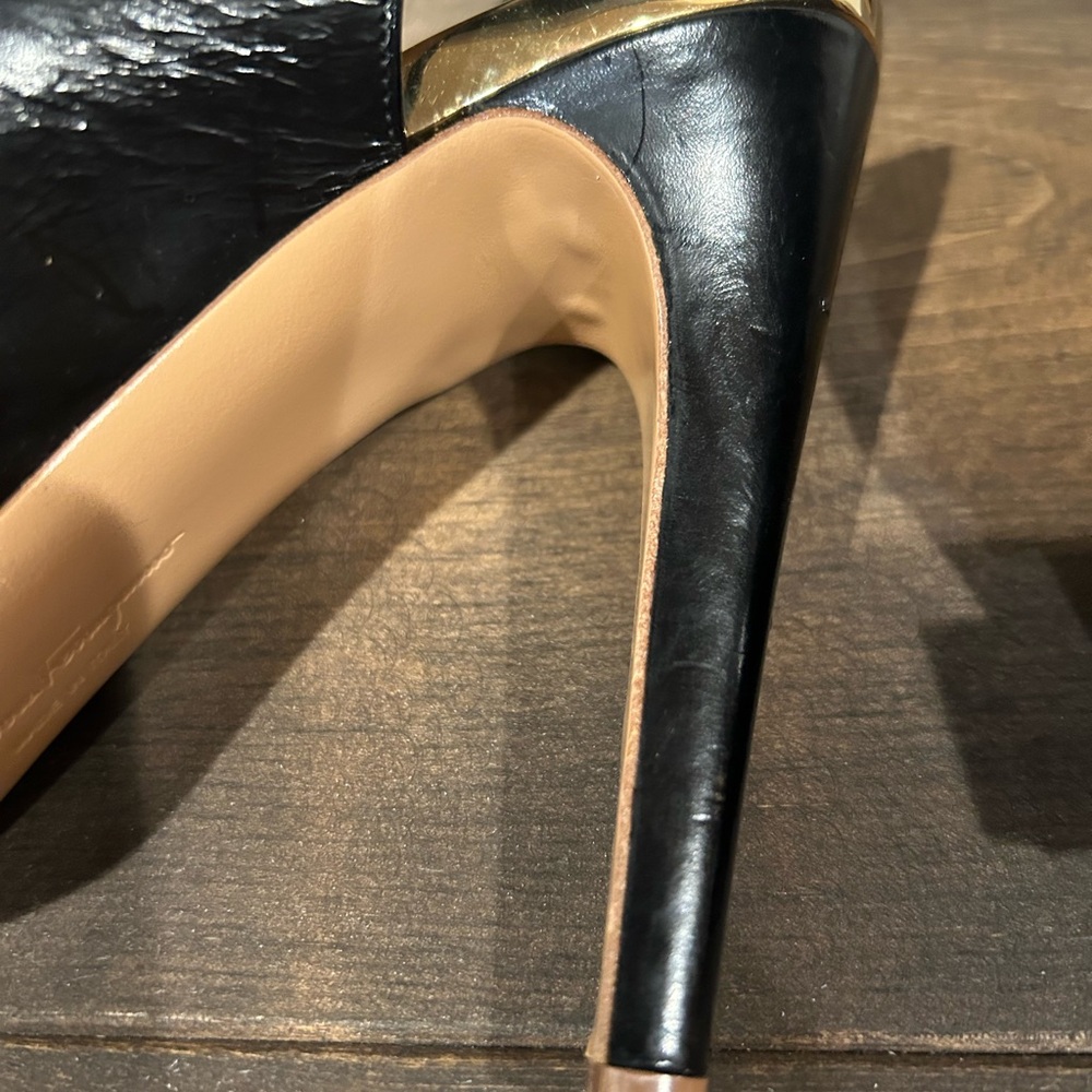 Salvatore Ferragamo Black and Gold Patent Leather Heels - Picture 4 of 6